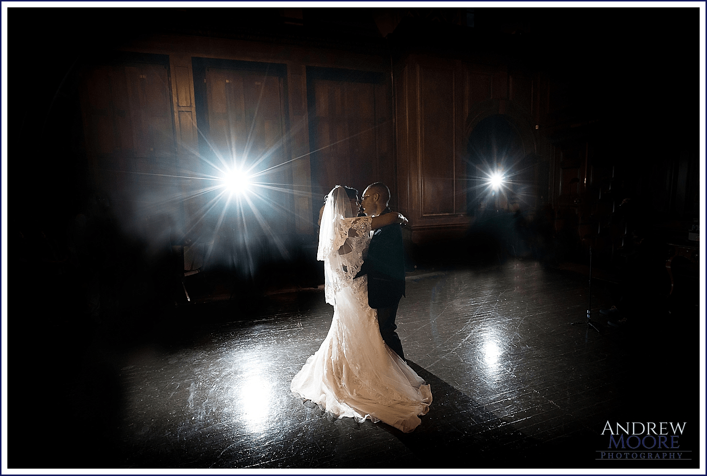 wedding first dance with double of camera flash